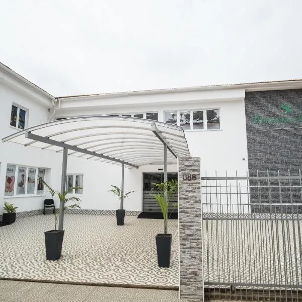 SH Boutique Hotel, hotel sa São Tomé