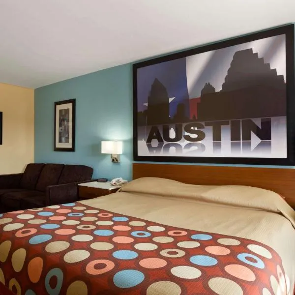 Super 8 by Wyndham Austin Downtown/Capitol Area, hotel u gradu Ostin