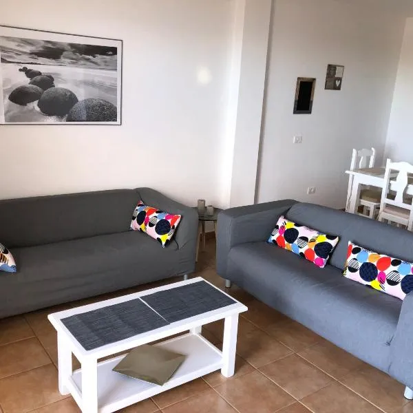 Apartamentos Ajabo Adeje, hotel di Adeje