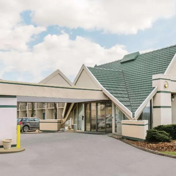 Days Inn by Wyndham Rutland/Killington Area, hotell i Rutland