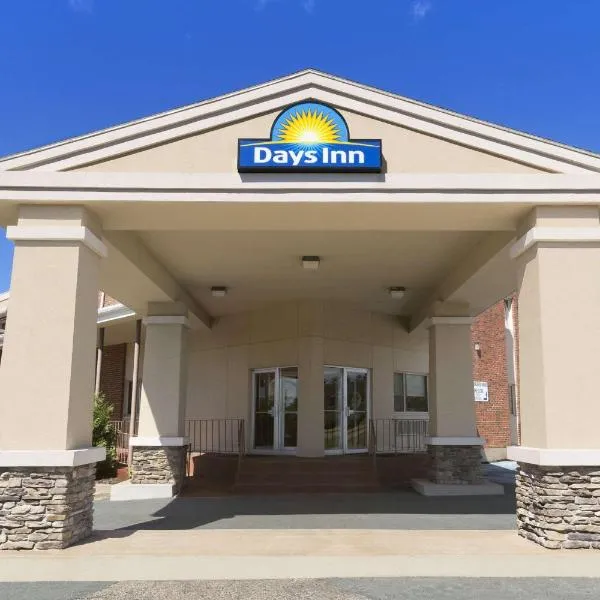 Days Inn by Wyndham Bridgewater Conference Center – hotel w mieście Lunenburg