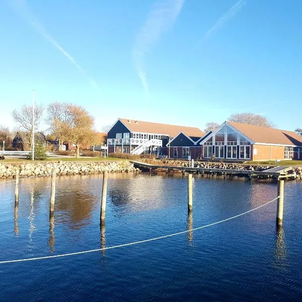 Klintholm Marina Park Cabins, ξενοδοχείο σε Borre