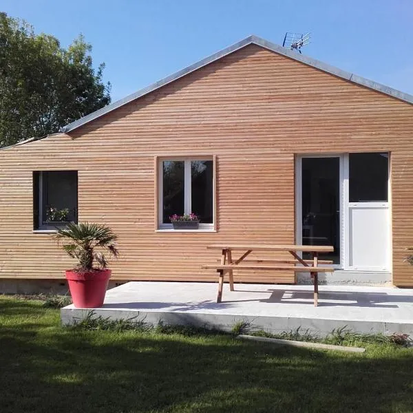 Maison familiale avec jardin au coeur du d day, hotel Port en bessin