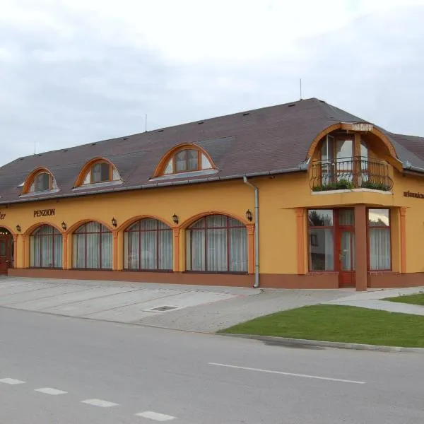 Eder, hotel in Komárno