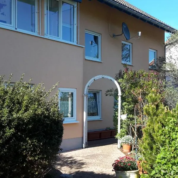 Ferienwohnung Sonnenblick, hotel en Dittishausen