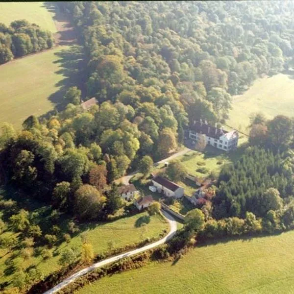 Viesnīca Gîte et Chambres d'hôtes du Domaine du Val Bruant pilsētā Arc-en-Barrois