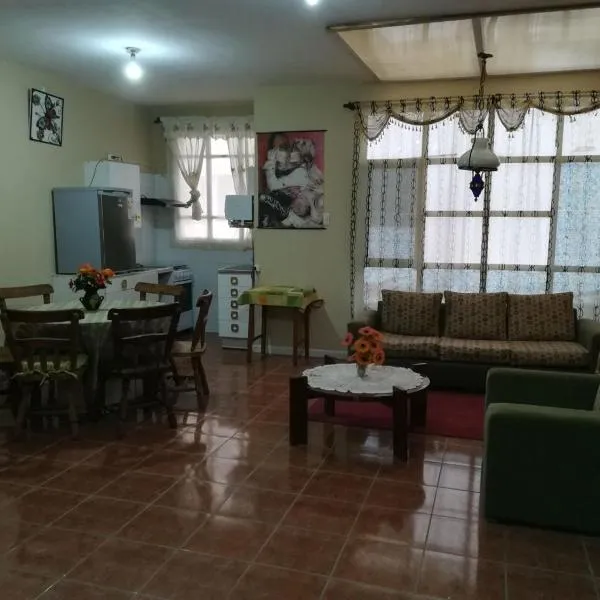 Apartamento Golden, hotel v destinácii Cochabamba