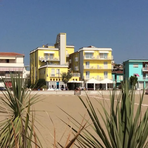 Hotel Verona, hótel í Caorle