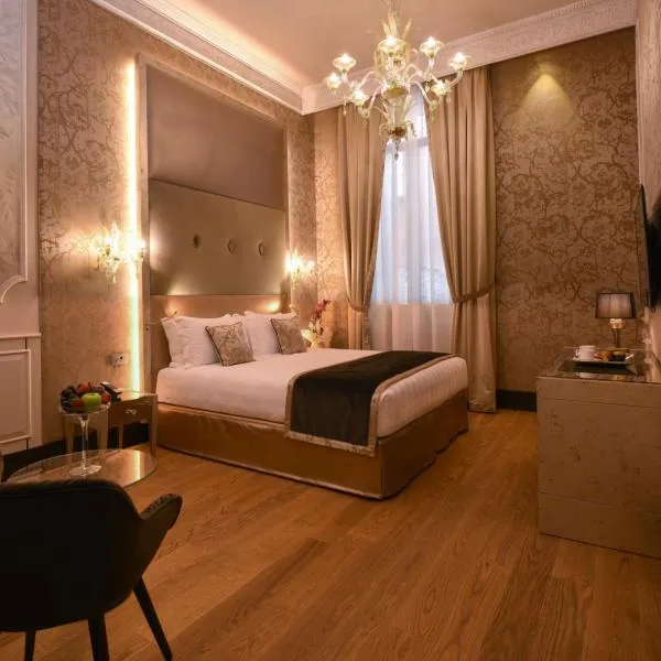 Santa Croce Boutique Hotel, хотел във Венеция