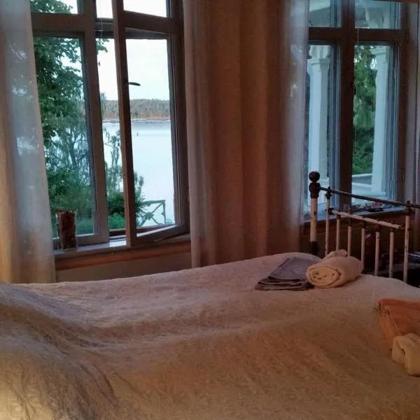 B&B Direktörsvillan Oaxen, hotell i Nynäshamn