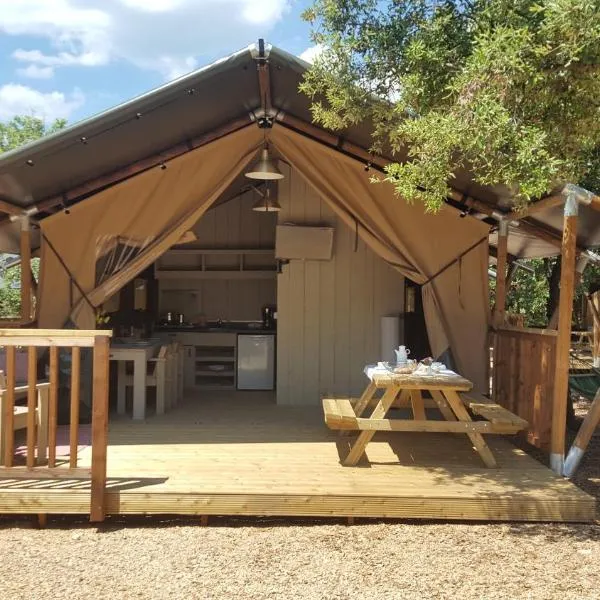 Glamping Beach Soline, hotel en Biograd na Moru