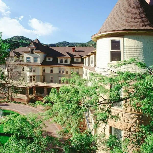 Cliff House at Pikes Peak, hotel sa Manitou Springs