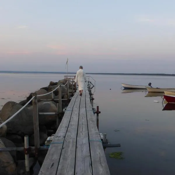 Fiskarstugan i Norra Häljaröd, hotel di Angelholm