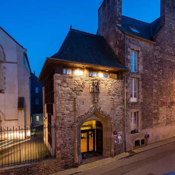 Hotel Arvor - O'Lodges by Arvor: Dinan şehrinde bir otel