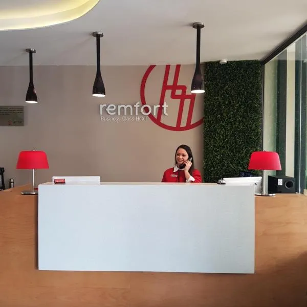 Remfort Hotel, hótel í Santa Ana