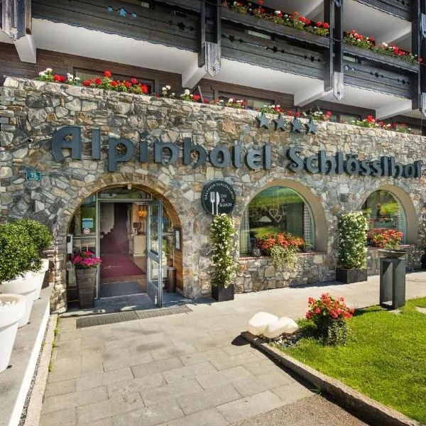 MONDI Hotel Axams, hótel í Innsbruck