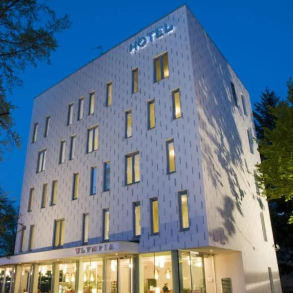 Hotel Olympia, hotelli kohteessa Příbor