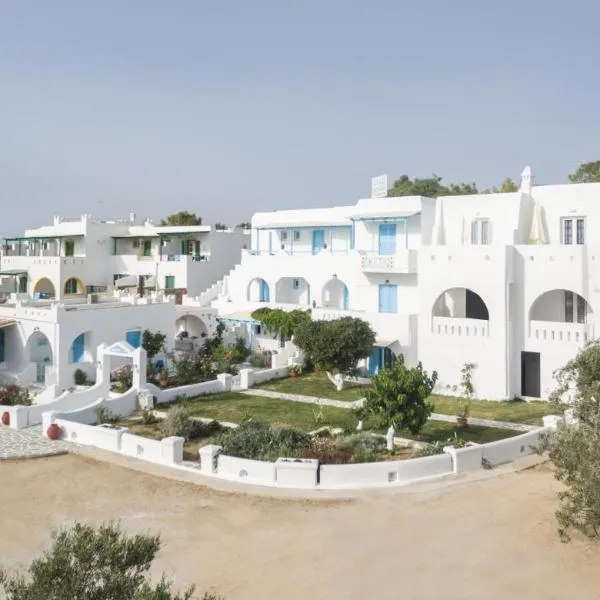 Keti Kapri, hotel u gradu 'Plaka'