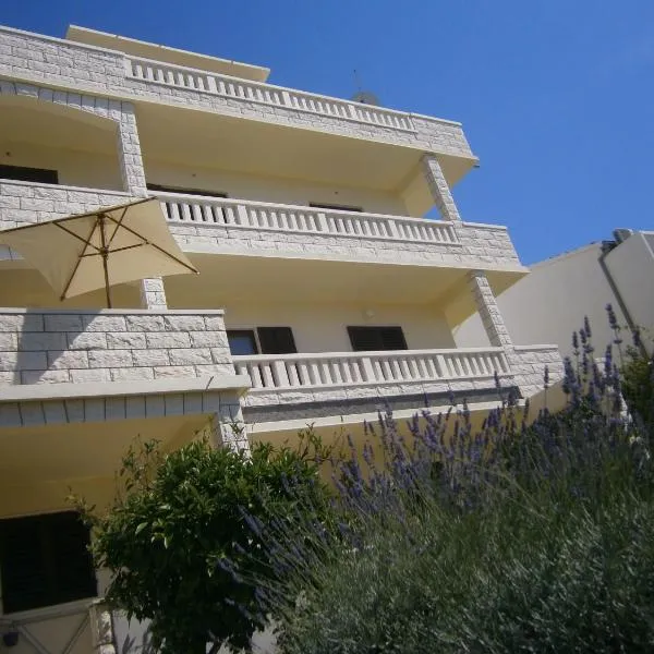 Apartments Huljić, hotel a Hvar