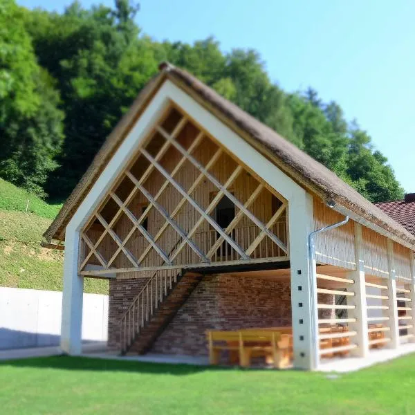 Farm stay Žurej, hotell i Podčetrtek