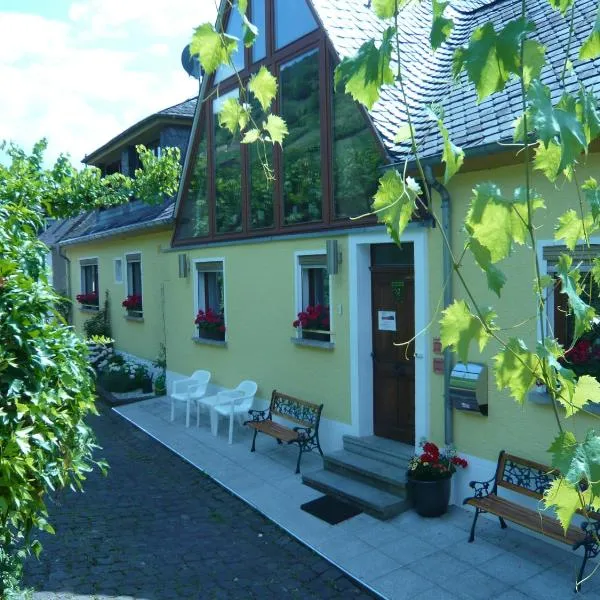 Pension am Weinberg, hotell i Zell an der Mosel