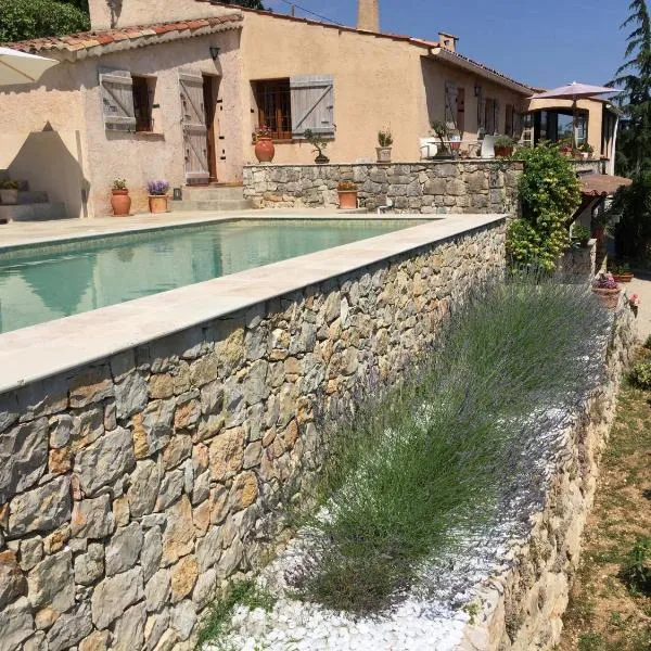 La Bergerie St Antoine: Mouans-Sartoux şehrinde bir otel