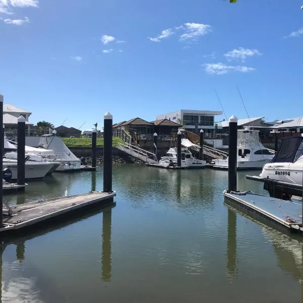 Bluewater Apartment, hotel v mestu Trinity Beach