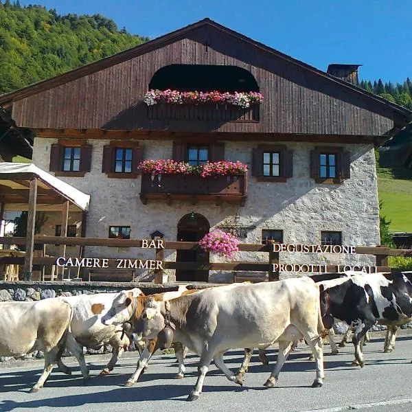 Albergo Pa' Krhaizar, hotel a Sauris