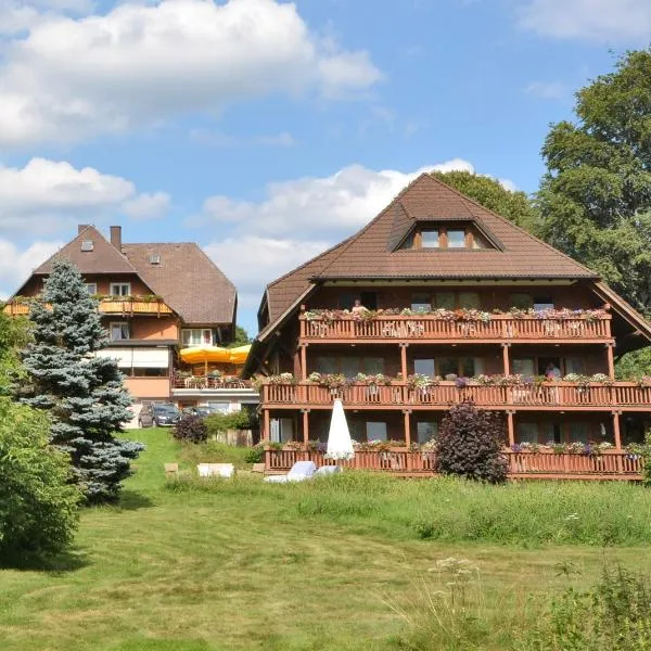 IMbery Hotel & Restaurant Hinterzarten – hotel w mieście Hinterzarten