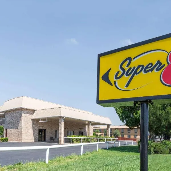 Super 8 by Wyndham Clovis, hotel Clovisban