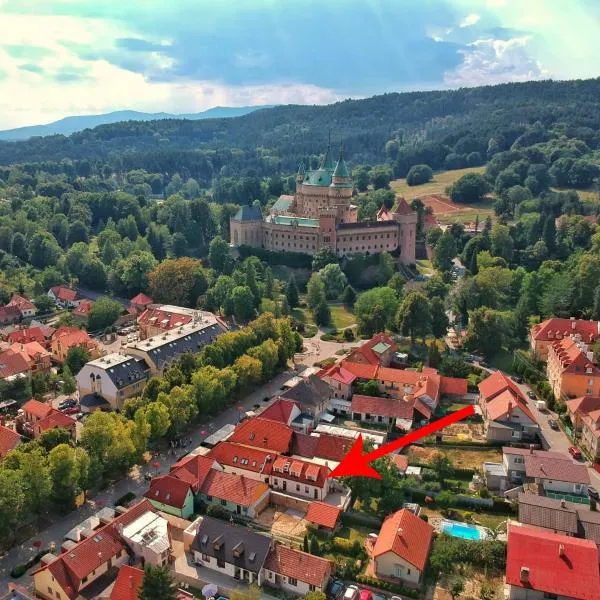 Ubytovanie Alej Bojnice, hotel em Bojnice