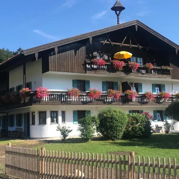 Fewo Chiemsee Spezial, hotel Aschau im Chiemgauban