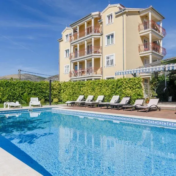 Apartment Mary, hotel i Trogir