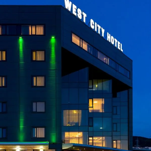 Viesnīca West City Hotel pilsētā Kluža-Napoka