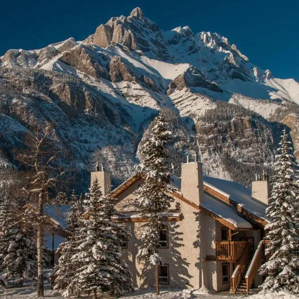 Banff Rocky Mountain Resort – hotel w mieście Banff