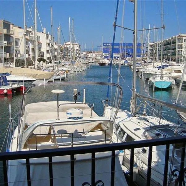 Marina Residencial, hotel in Empuriabrava