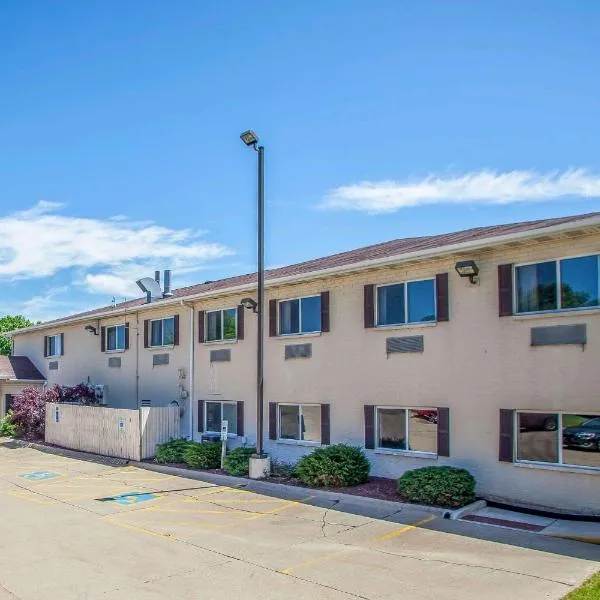 Comfort Suites Peoria I-74, hotel u gradu 'Morton'