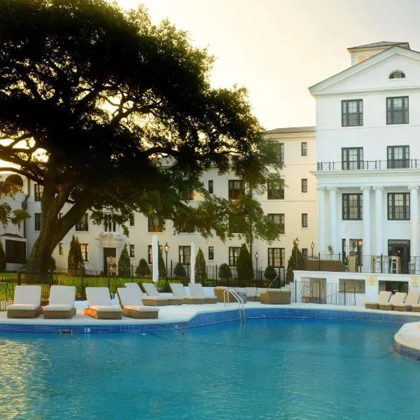 White House Hotel: Biloxi şehrinde bir otel