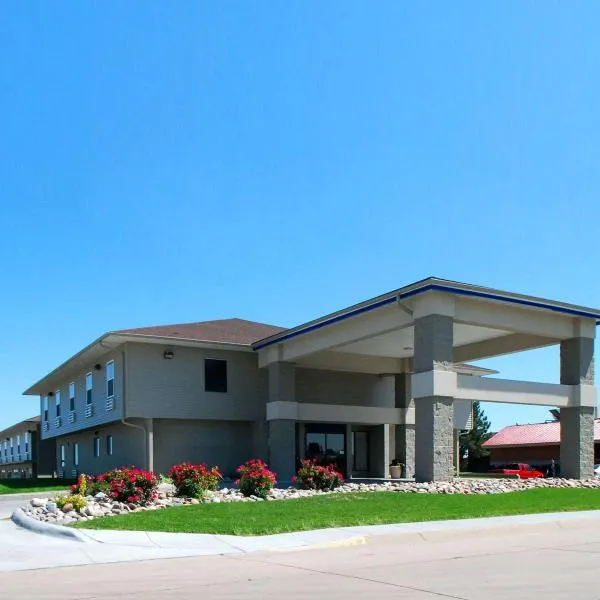 Econo Lodge Inn & Suites, hotel en Kearney