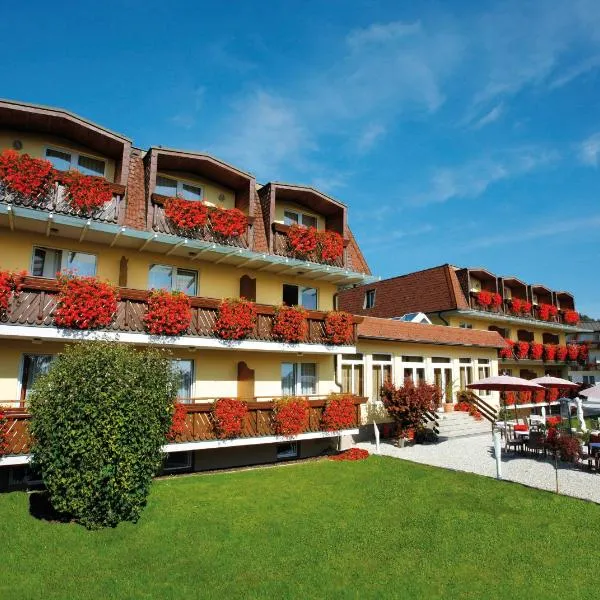 Hotel Kärnten, hótel í Krumpendorf am Wörthersee