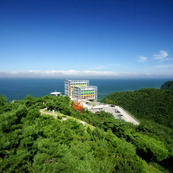 Haslla Art World Museum Hotel, hotel in Gangneung