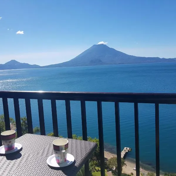 Sky View Atitlán Lake Suites - Free Breakfast Supplies, готель у місті Панахачель