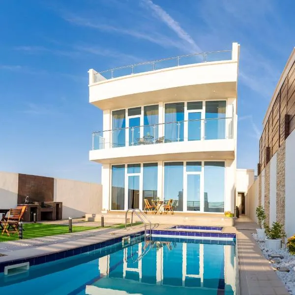 Sunrise Villas, hotel u gradu 'Al Sharqiyah'