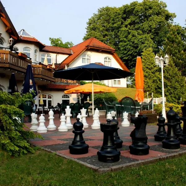 Hotel Heidekrug, hotel em Kleinzerlang