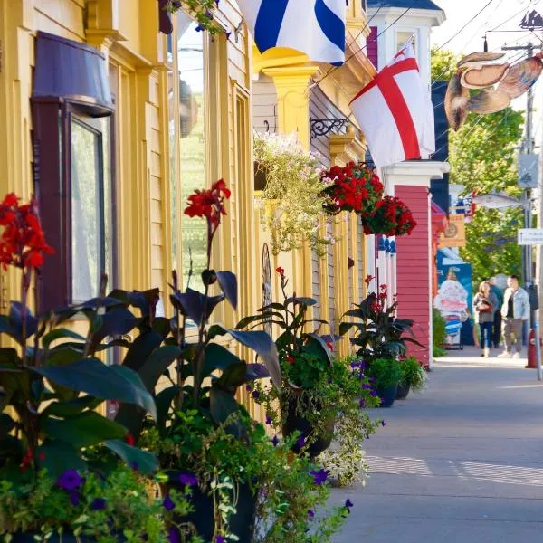 Rum Runner Inn, hotel em Lunenburg