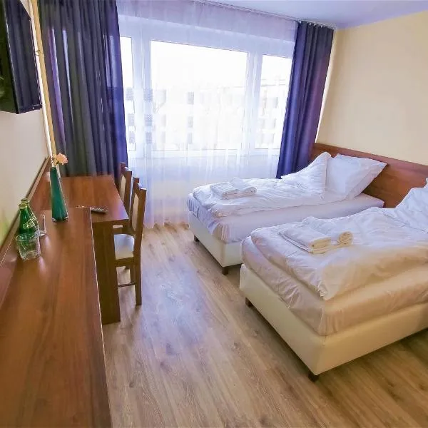 Hotel SiLL: Kielce şehrinde bir otel