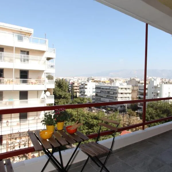 Edem Beach Apartment with Mountain View by Athenian Homes, hotel en Atenas