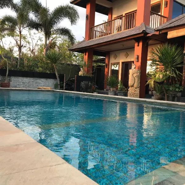 Villa Kenanga in Meninting By The Beach, hotel sa Mataram