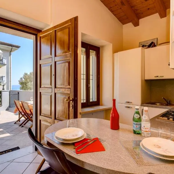 Catullo Apartments Sirmione, khách sạn ở Sirmione