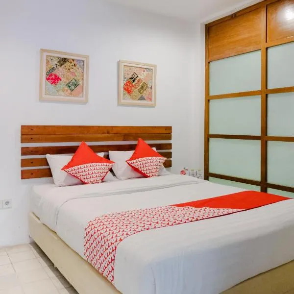 Augustina Home, hotel en Malang